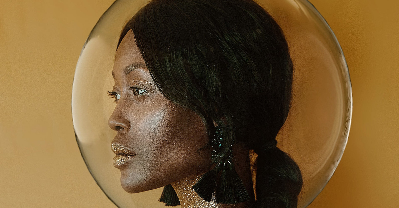 Website Hero BG-lacefront