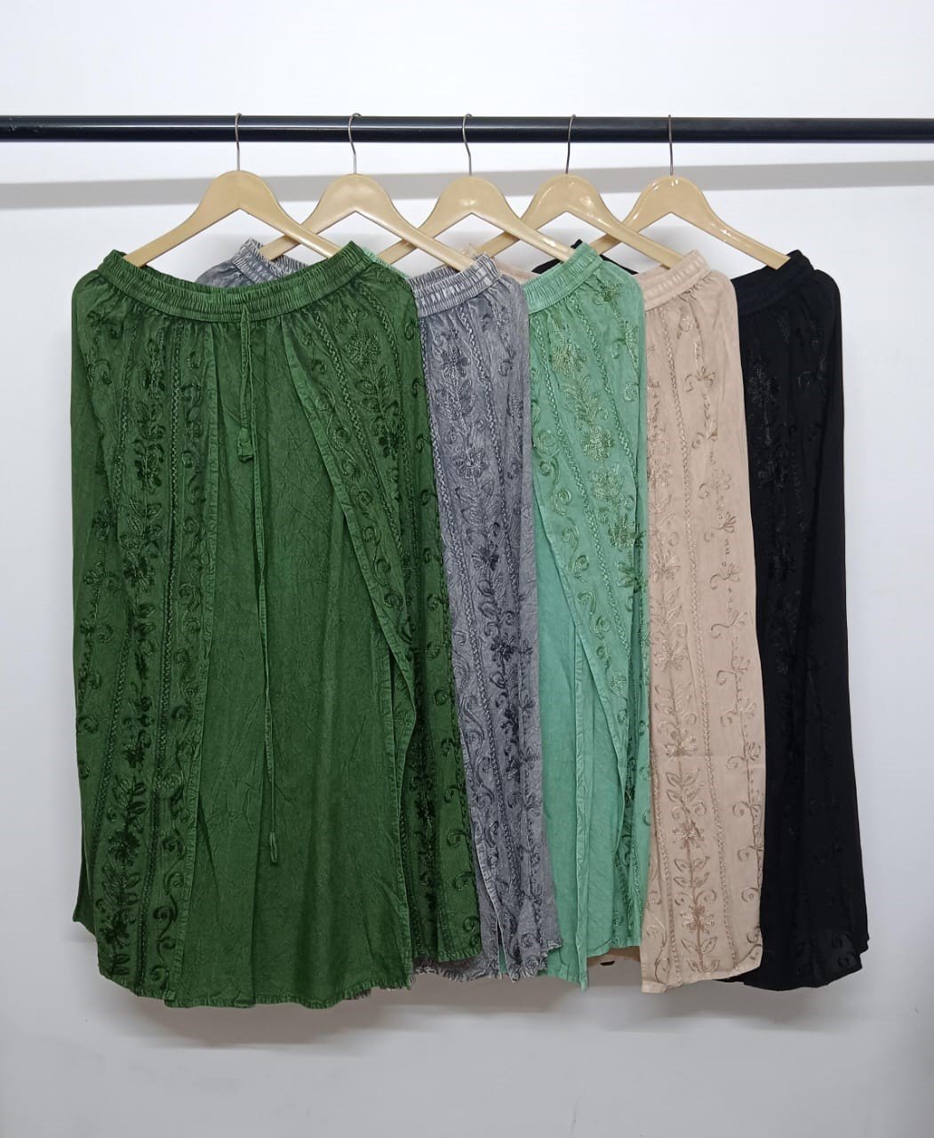 Stonewash Front Slit Pants