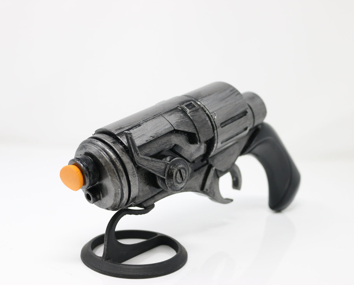 Eleena Daru Blaster Prop