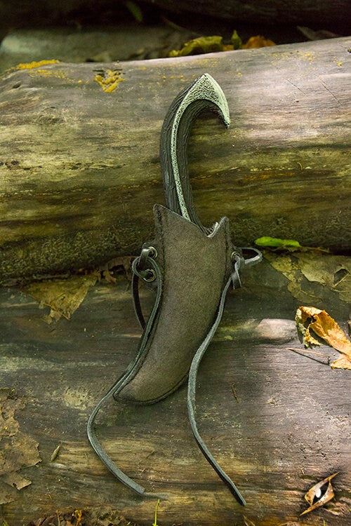 Dark Elven Throwing Knife & Sheath