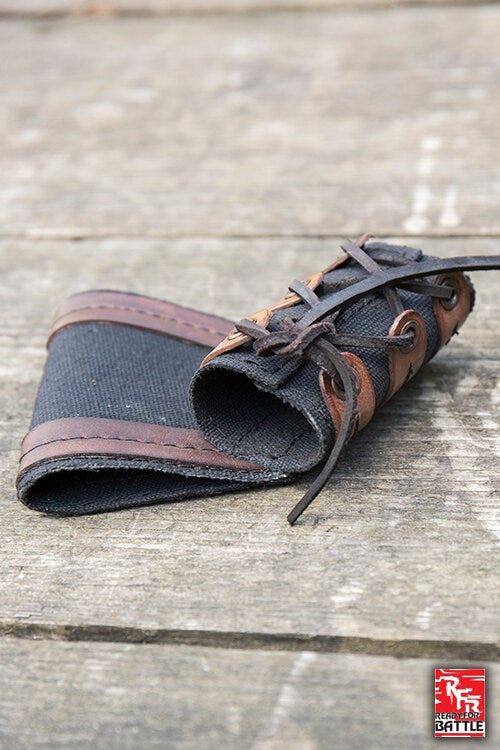 Small Canvas and Leather Frog