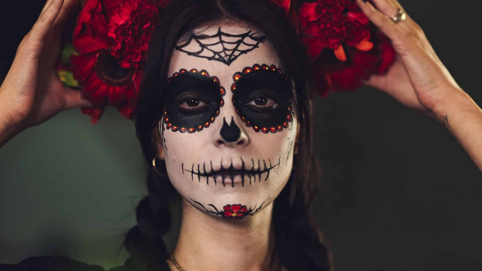 M17289 - Life of the Party Halloween Blogs - Pre-Made or DIY Halloween Costumes - Featured Image
