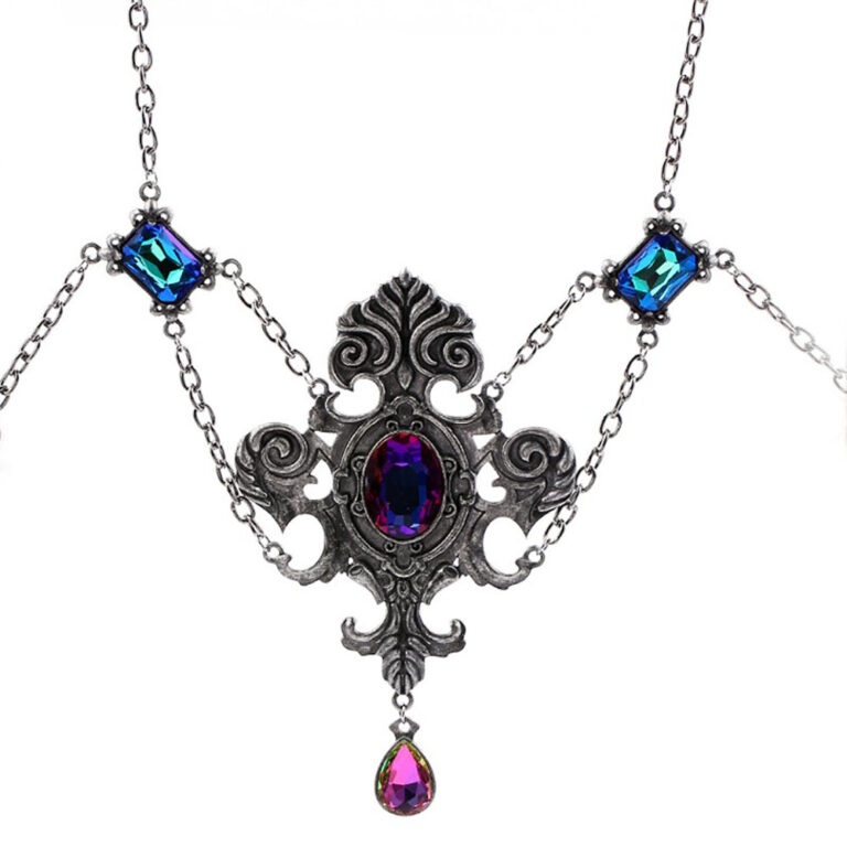 Oval Ornate Pendant Necklace