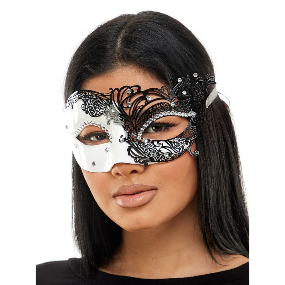 Black & White Filigree Masquerade Mask