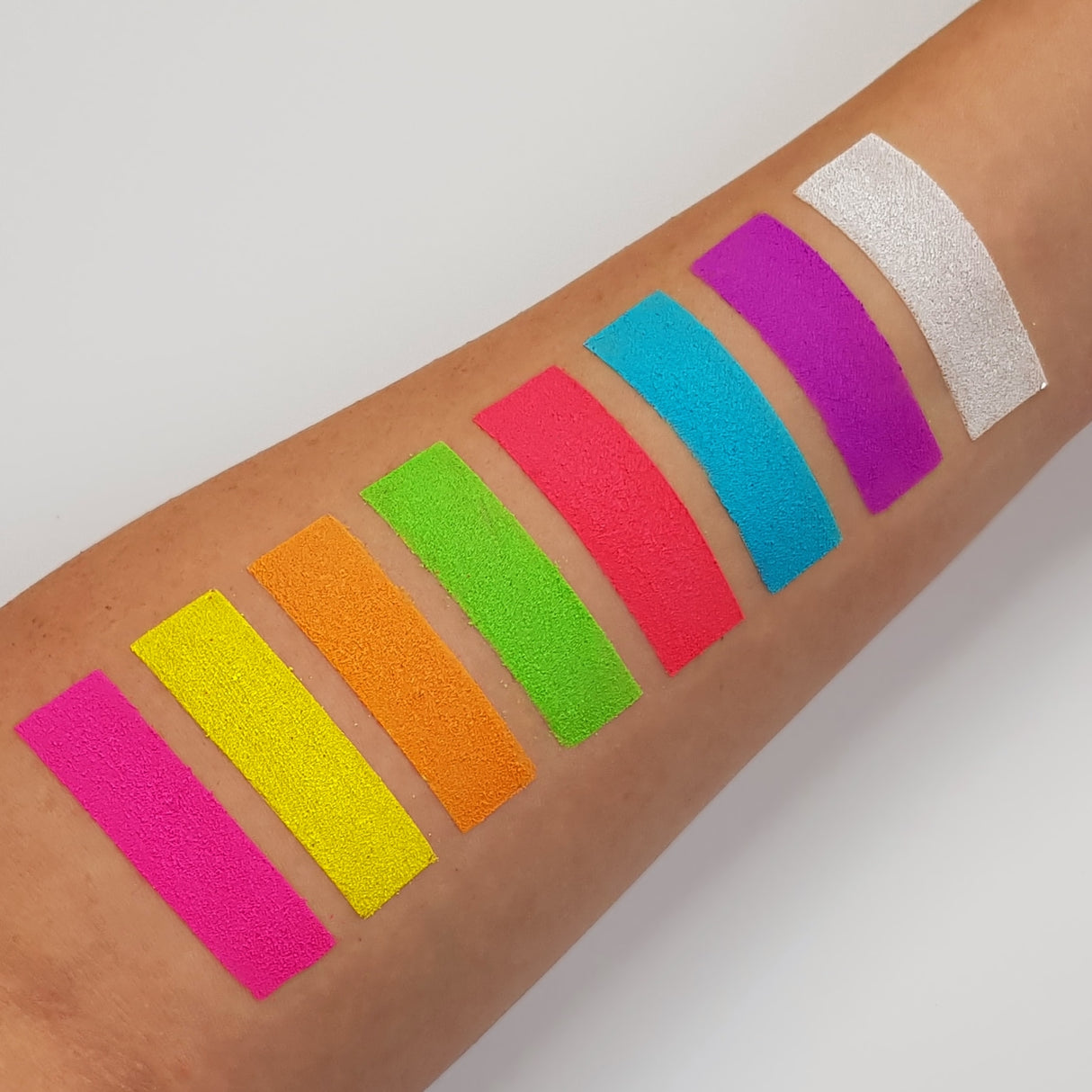 Intense Neon UV Pigment Shakers